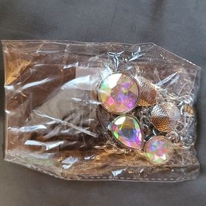 Paparazzi necklace and earrings